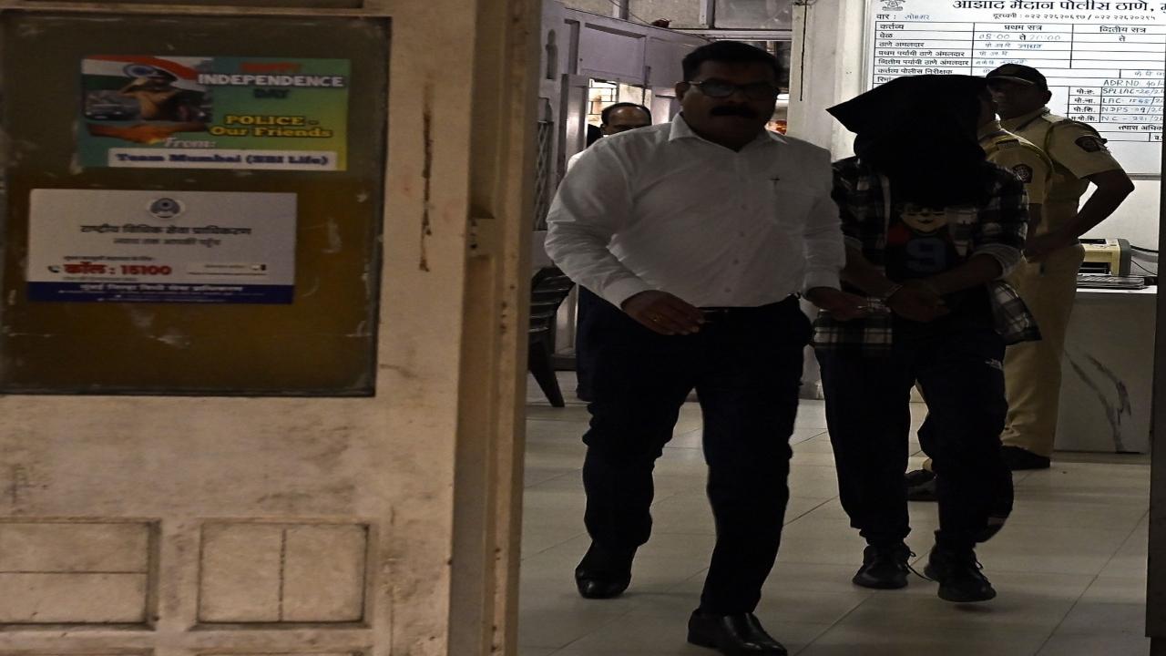 The total number of individuals apprehended in connection with the case is 23. The UP STF has confirmed that the shooting was planned on the instructions of jailed gangster Lawrence Bishnoi