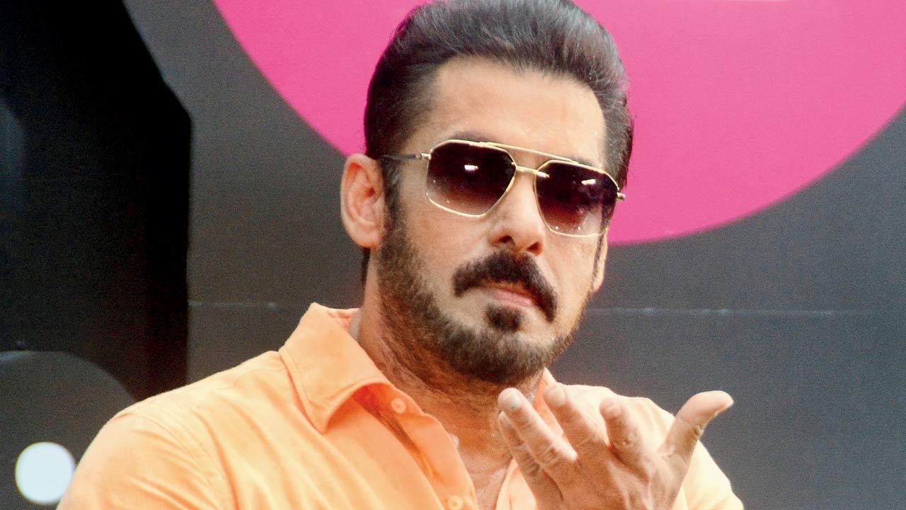 Salman Khan's representative clarify he is not associated with Kapil's show