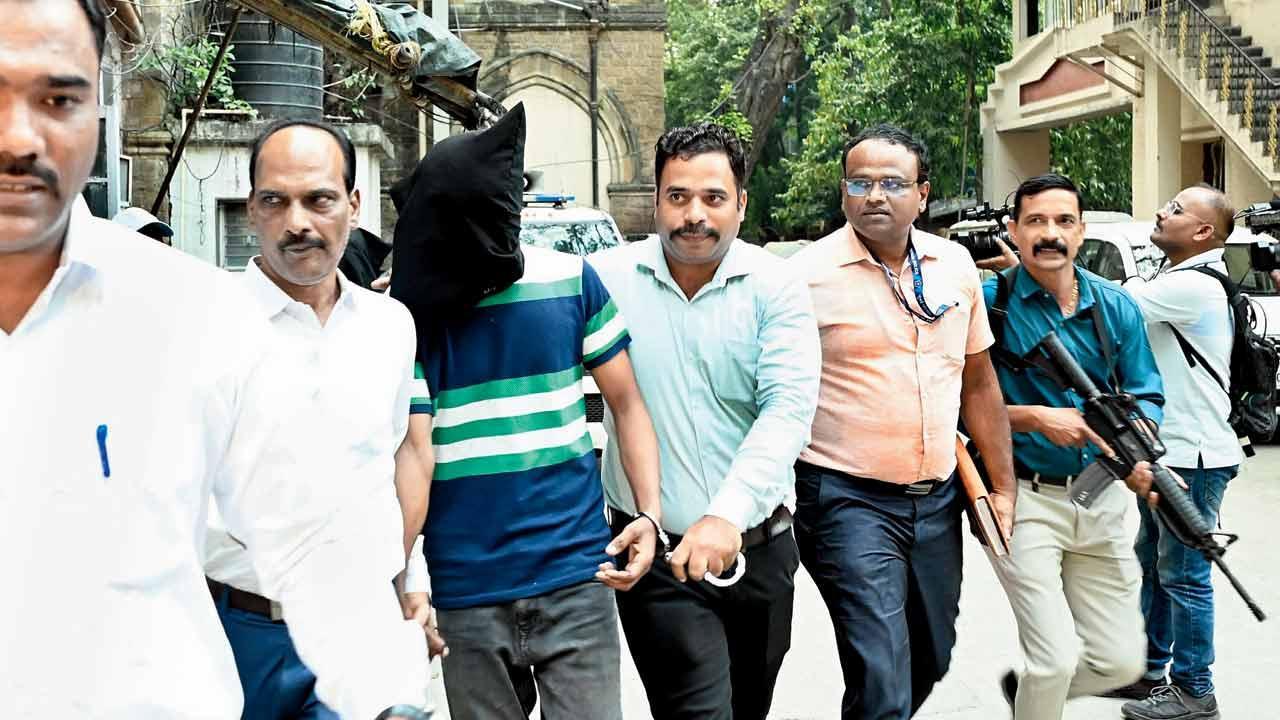 Main shooter panicked, I took lead: Baba Siddique shooter