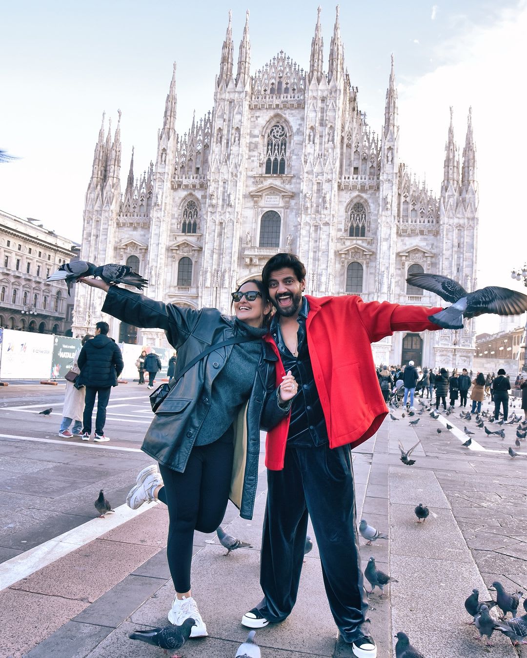 Zaheer Iqbal and Sonakshi Sinha's honeymoon pictures are totally out of a Bollywood dream. Who doesn't wish to enjoy a cute vacation with their partner and pose while feeding pigeons?