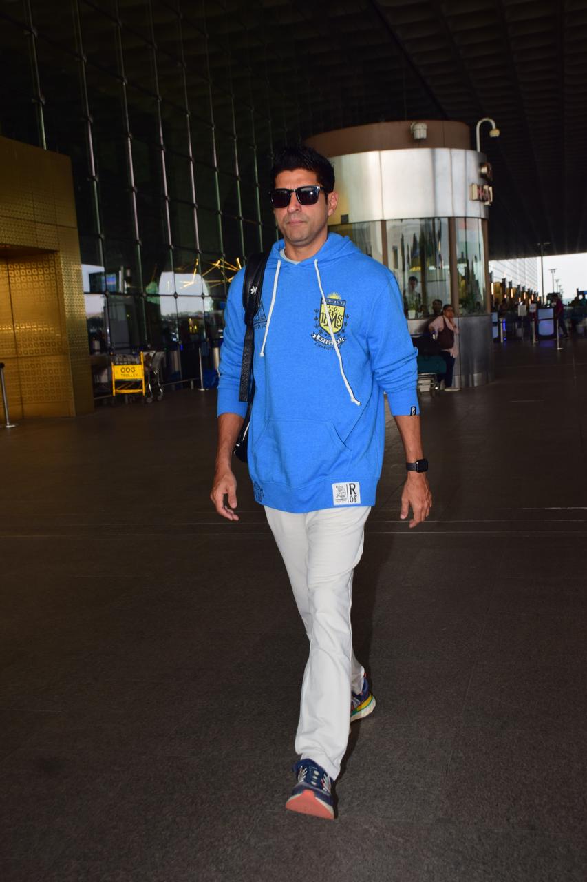 Kapil Sharma was snapped at Mumbai airport