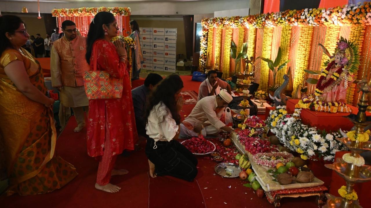 Investors performed Laxmi Pooja at Bombay Stock Exchange before ringing the Muharat bell and beginning the Muharat trading on Friday