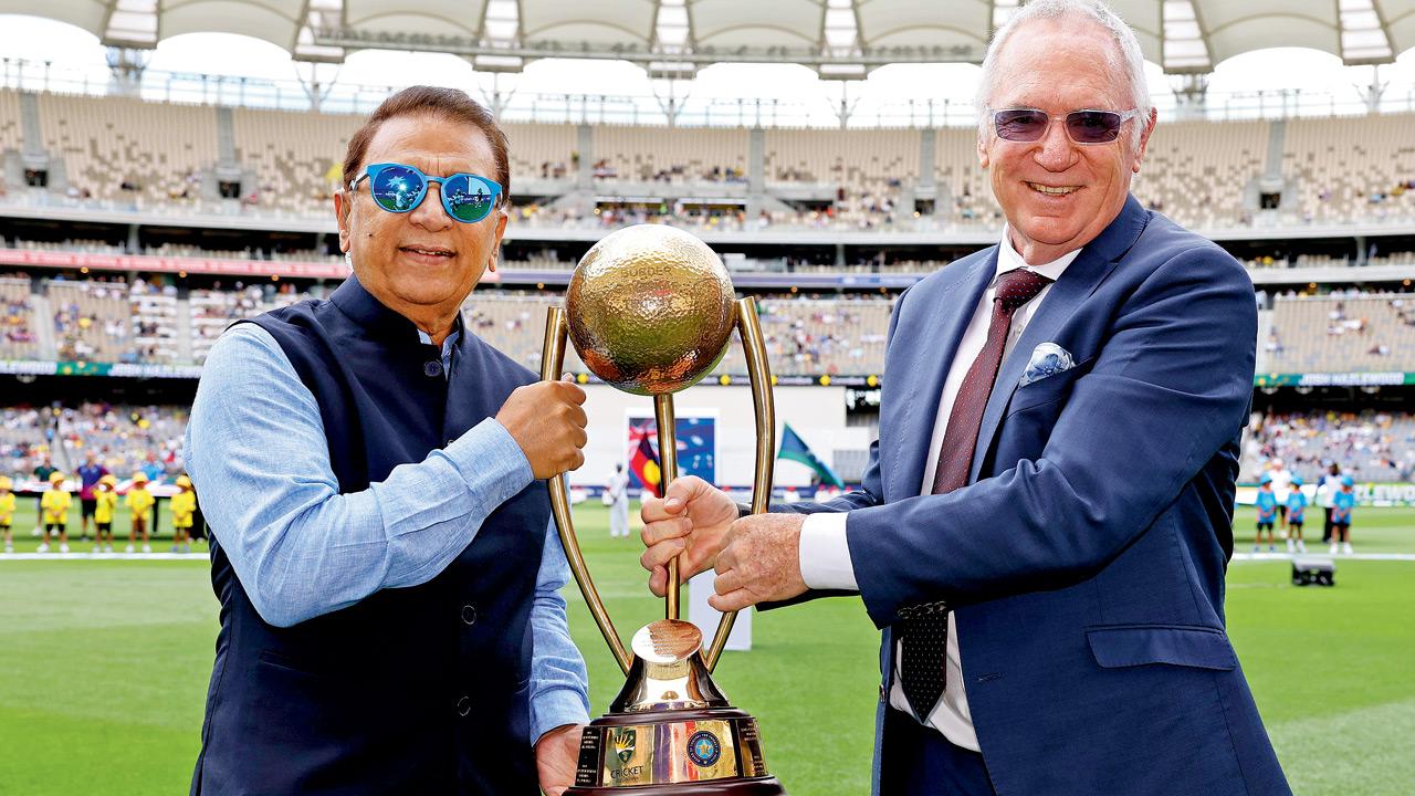 Sunil Gavaskar and Allan Border with the Border-Gavaskar Trophy in Perth on Friday. PIC/GETTY IMAGES