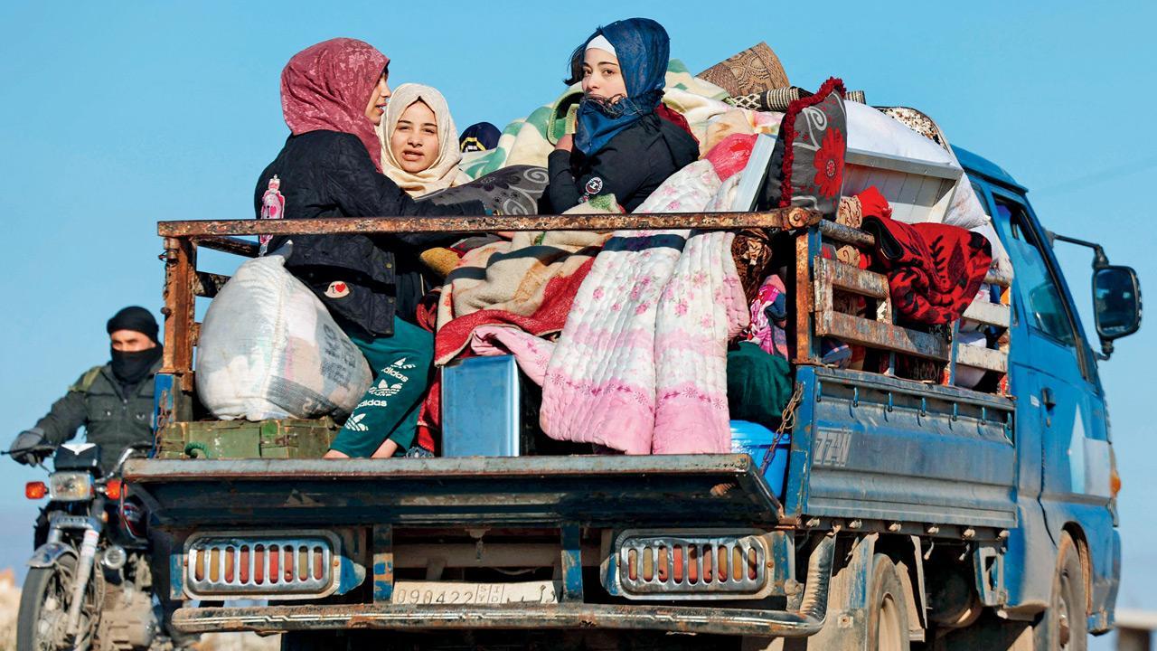 Syrian rebels launch attack on govt forces