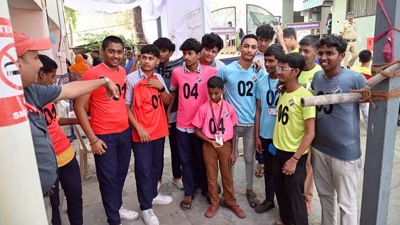 Maharashtra elections 2024: Teen volunteers lend helping hand to differently abled voters in Deonar