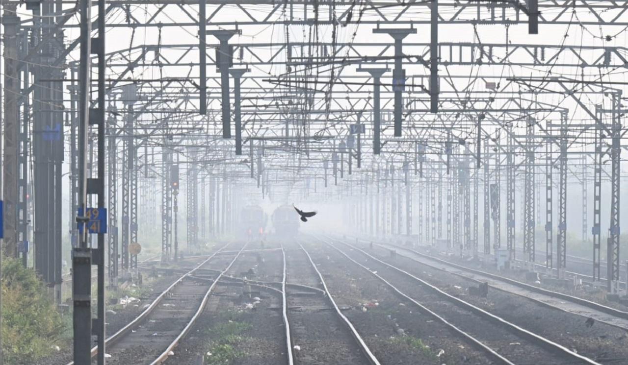 Meanwhile, the latest Mumbai weather updates from the Indian Meteorological Department indicated a slight drop in temperature