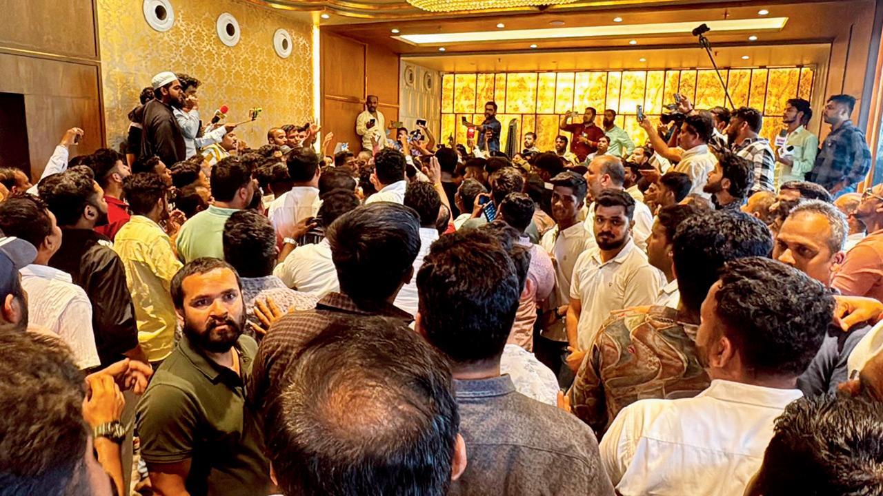 Nalasopara: BJP accused of giving out cash for votes