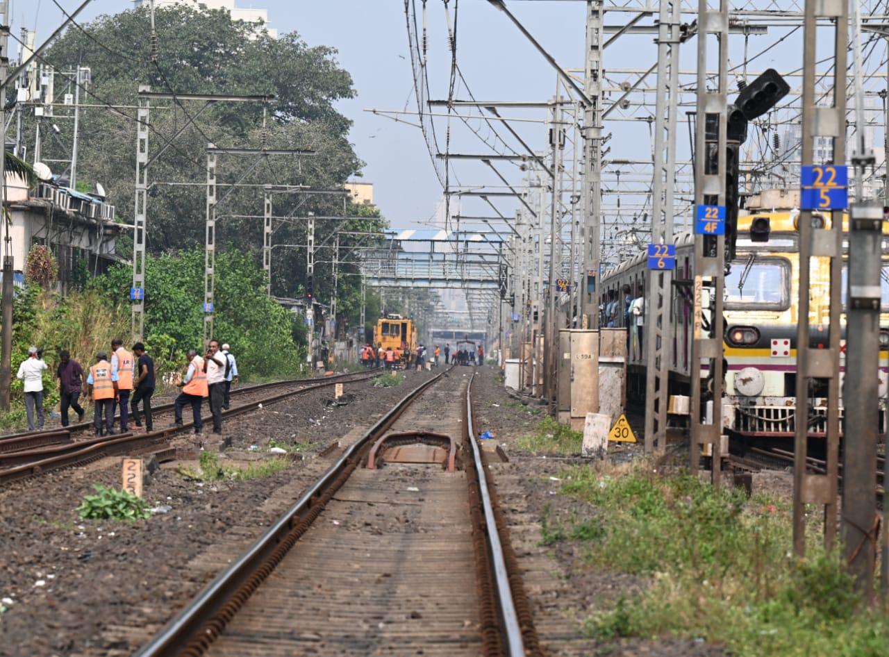 Western Railway on Friday, while sharing Mumbai local train updates, said that it will operate a jumbo block between Mahim and Goregaon stations on Sunday