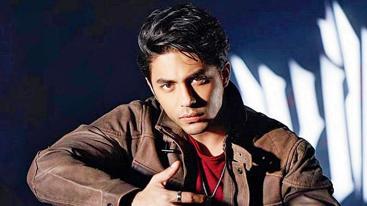 Aryan Khan kicks-off patch shoot in Mumbai for directorial debut 'Stardom'