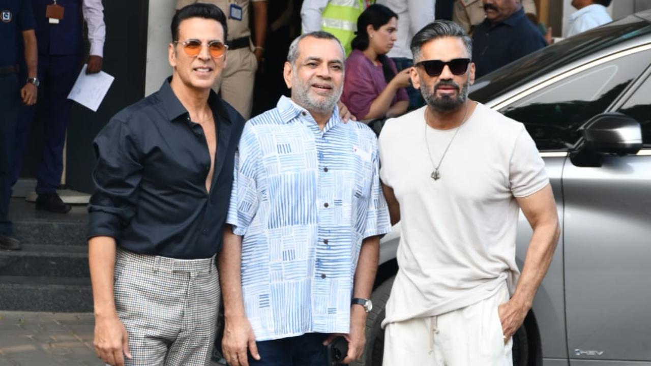 Akshay Kumar, Paresh Rawal, Suniel Shetty were spotted at Mumbai airport together on Monday afternoon ahead of Hera Pheri 3 shoot. They looked dapper for their flight outside the city. Read full story here