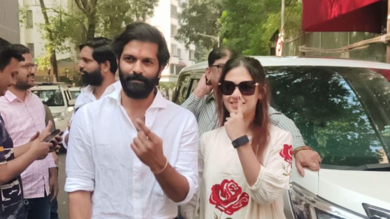 MNS Leader and Mahim candidate Amit Thackeray and wife cast their vote at Balmohan Vidhyamandir today