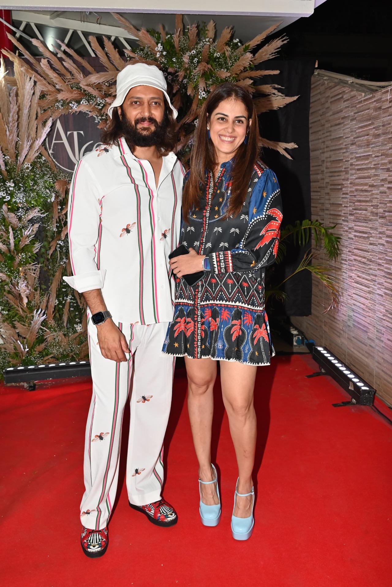 The other couple at this bash was Riteish Deshmukh, who came with his wife Genelia.