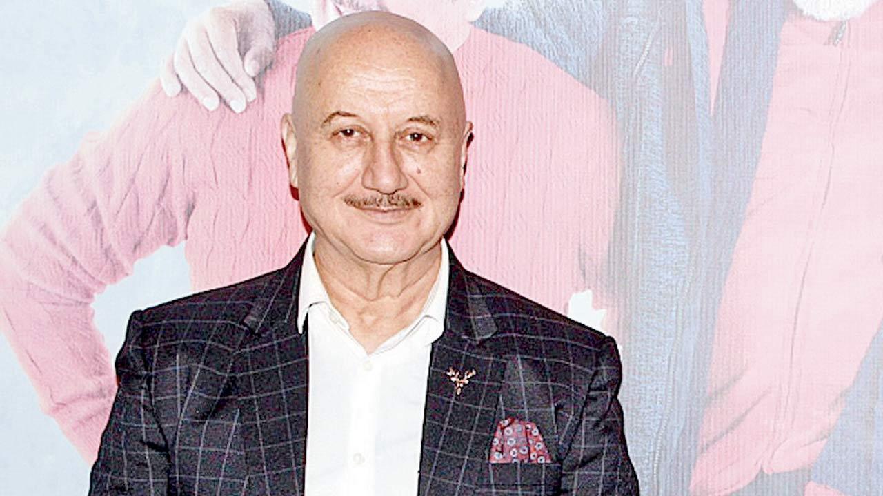 When Anupam Kher decided to not surround himself with other struggling actors