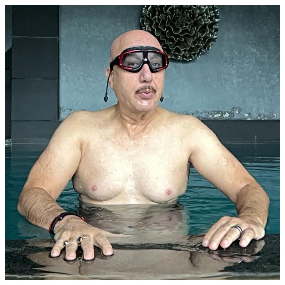 Like every gym-goer, the actor admits to waking up with muscle soreness, and feeling too lethargic to train. However, he encourages himself to pack in yet another workout each day. 