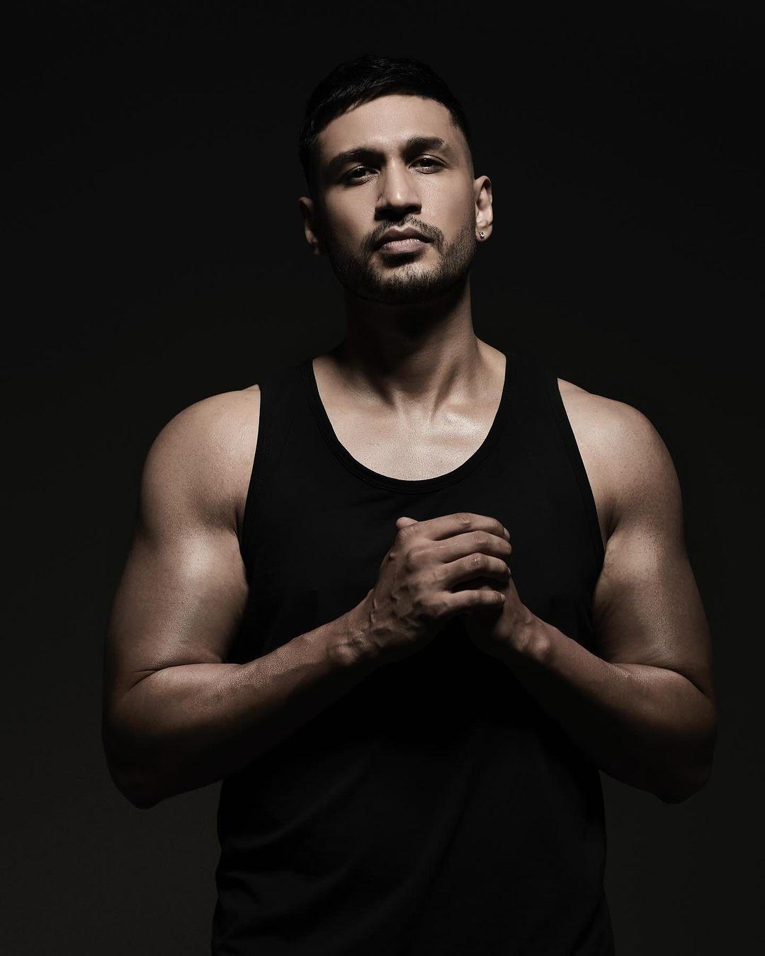 When his blood parameters returned to normal, he started altering his diet to add more dairy-based protein. At the same time, he transitioned from doing simple strengthening exercises, to doing kickboxing and eventually, weight lifting. 