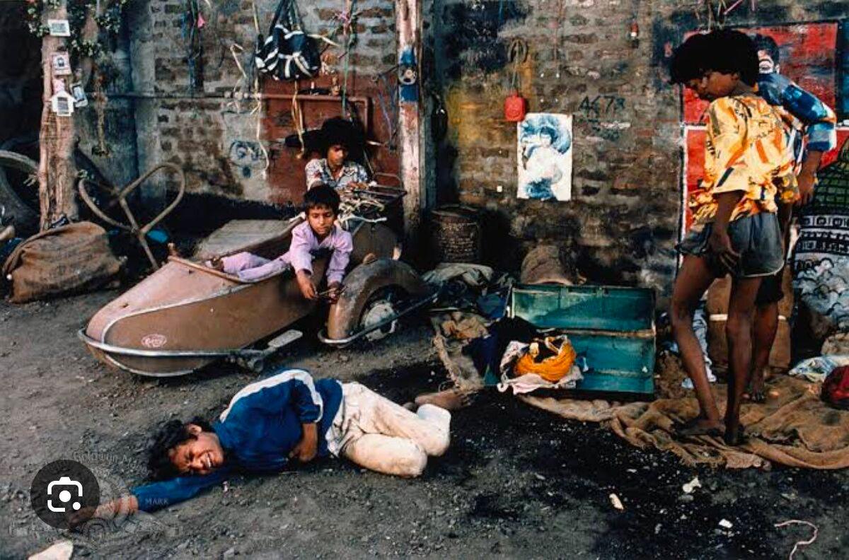 Nair's depictions are quite poignant, stir emotions, and are capable of saying a lot of things all at once. The intertwining of characters' lives and the overlapping of lack of privilege is quite interesting to watch in this heartwarming portrayal.
