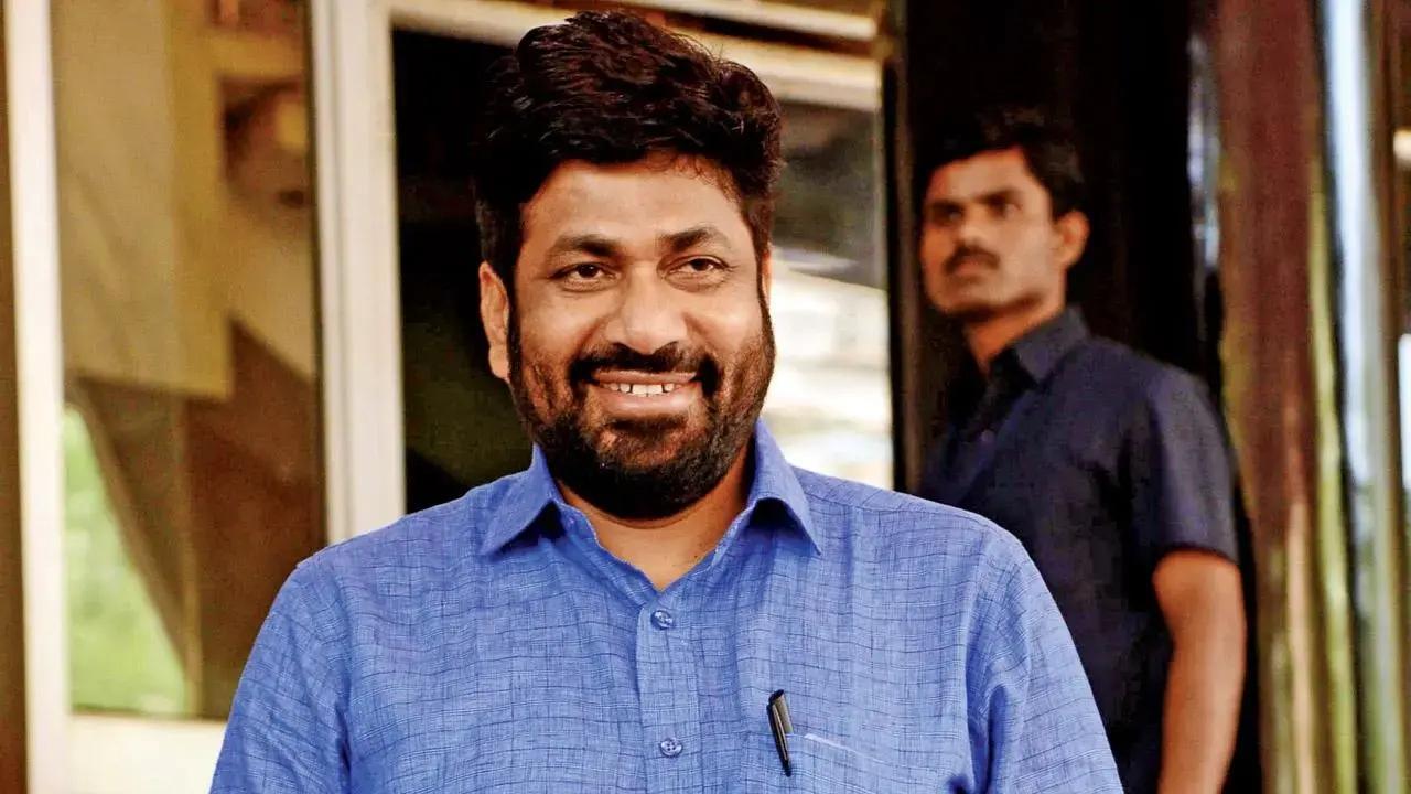 Mantralaya clerk slapping case: Court acquits MLA Bachchu Kadu