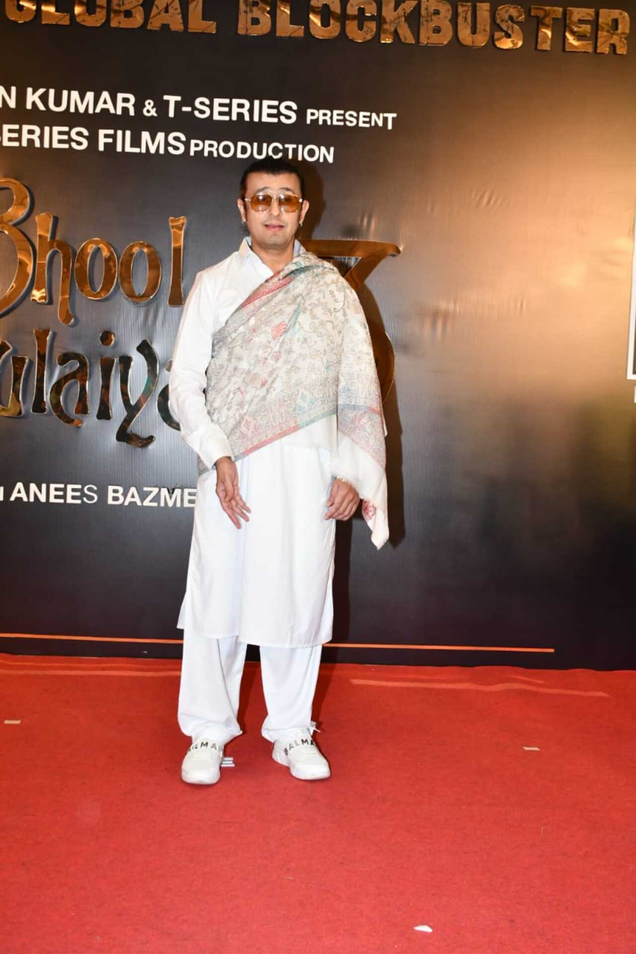 Singer Sonu Nigam, who has also lent his voice for the film's songs arrived in a traditional outfit.