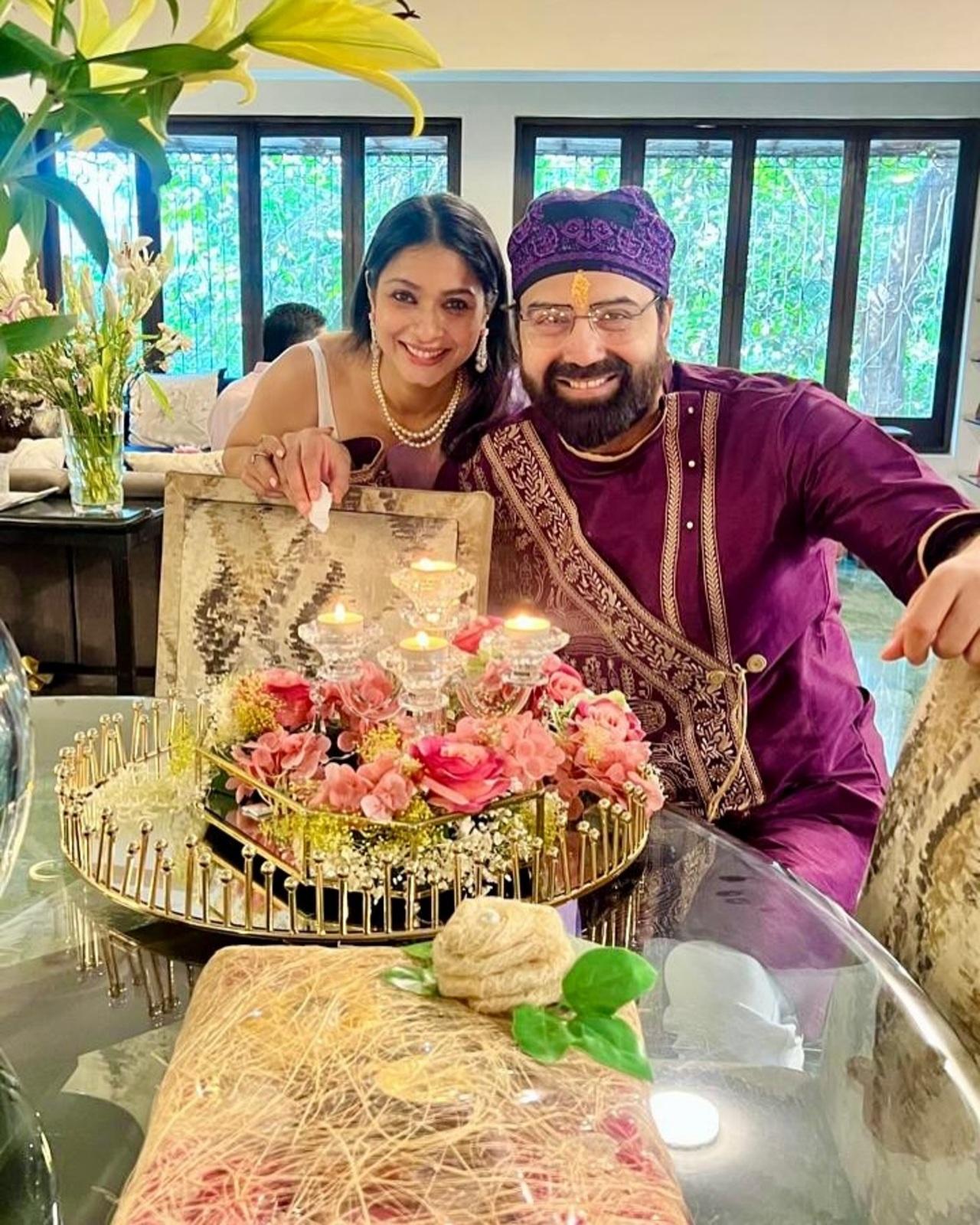 Numerous ancient Hindu scriptures have mentioned Bhai Dooj as a celebration of bonding and eternal love between brothers and sisters. 