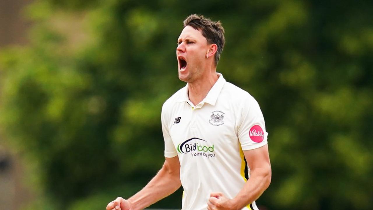 The Australian is also handy with the ball. In first-class games, Beau Webster has registered 148 wickets to his name. With the best bowling figures of six wickets for 100 runs, he also has 3 four-wicket and 2 five-wicket hauls
