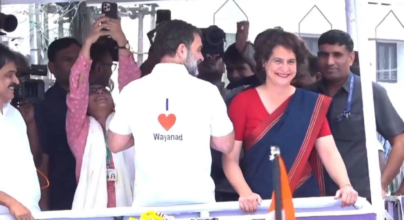 Rahul dares Priyanka to make Wayanad Kerala’s top tourist spot. Game on!
 