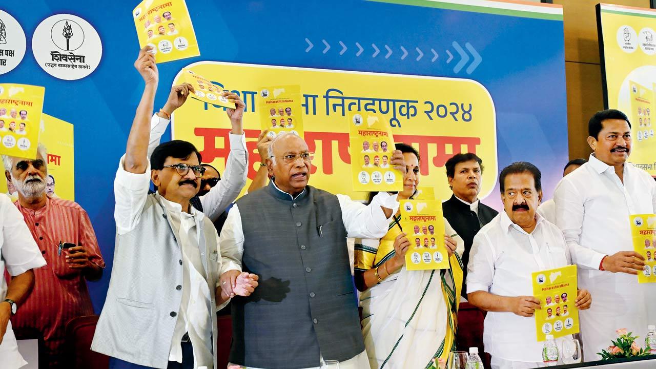 Maha Vikas Aghadi leaders at the release the alliance’s election manifesto on Sunday. Pic/Anurag Ahire