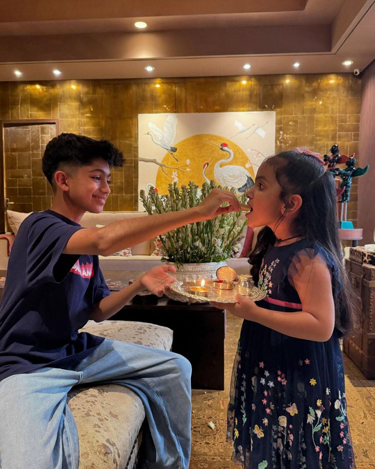 Actress Shilpa Shetty shared an adorable picture of her son Viaan and daughter Shamita.