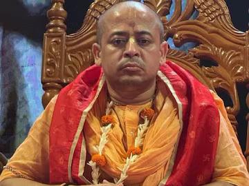 Bangladesh court denies bail to Hindu leader, orders immediate imprisonment