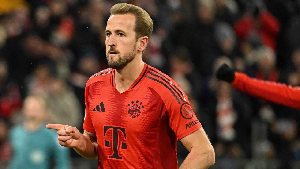 Harry Kane hat trick against Augsburg hides Bayern's concerning lack of goals