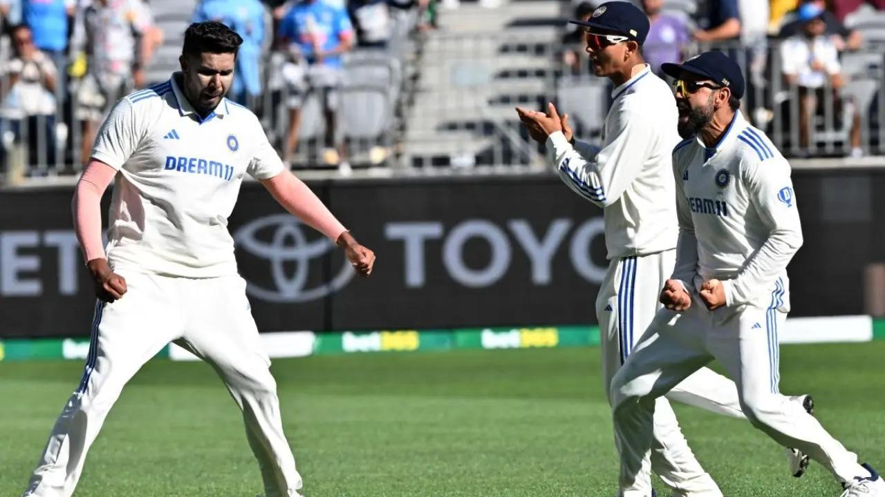 IND vs AUS 1st Test: Australia bowled out for 104 runs, India set to lead by 46 runs