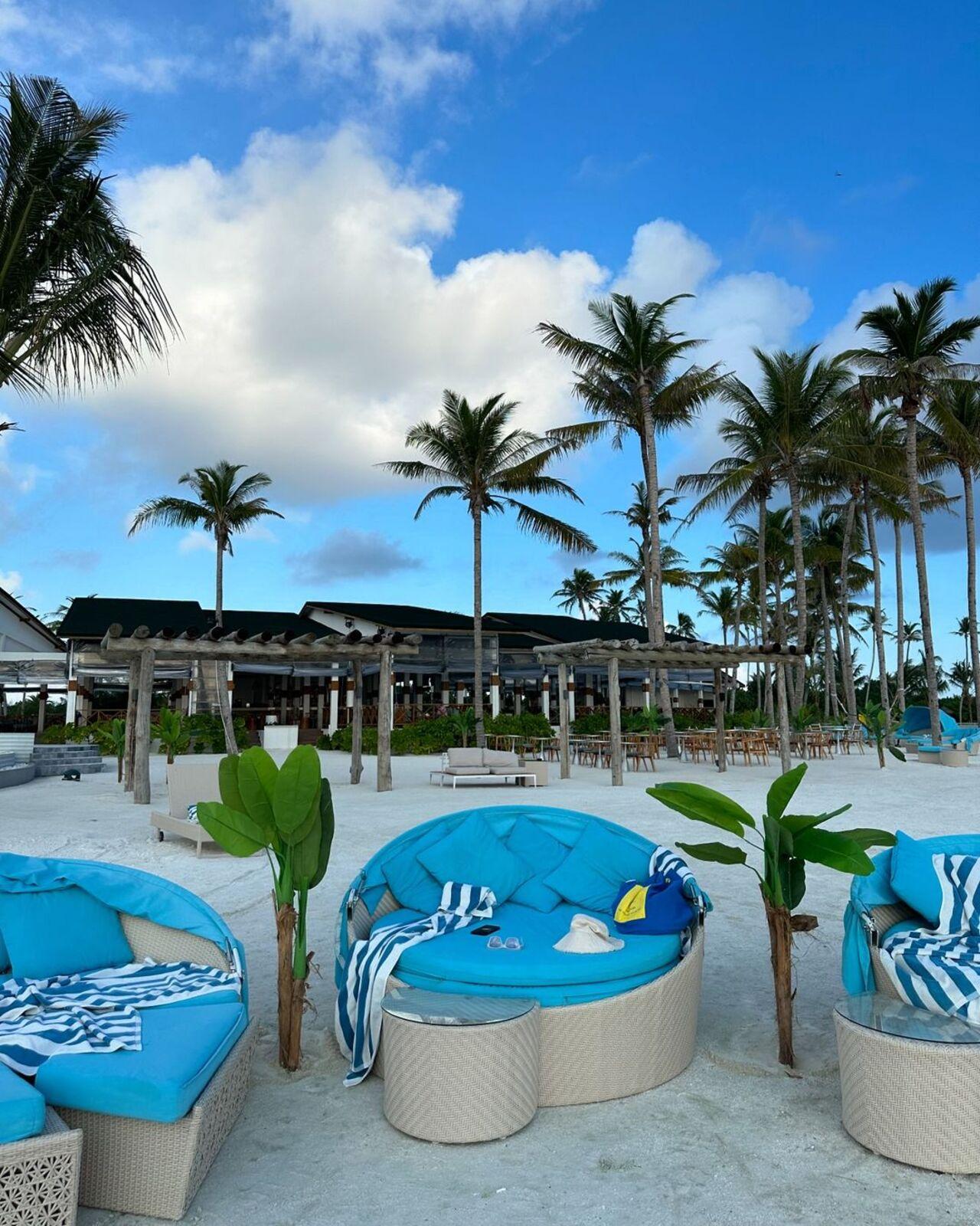 A view of the beautiful resort at which Hina is staying