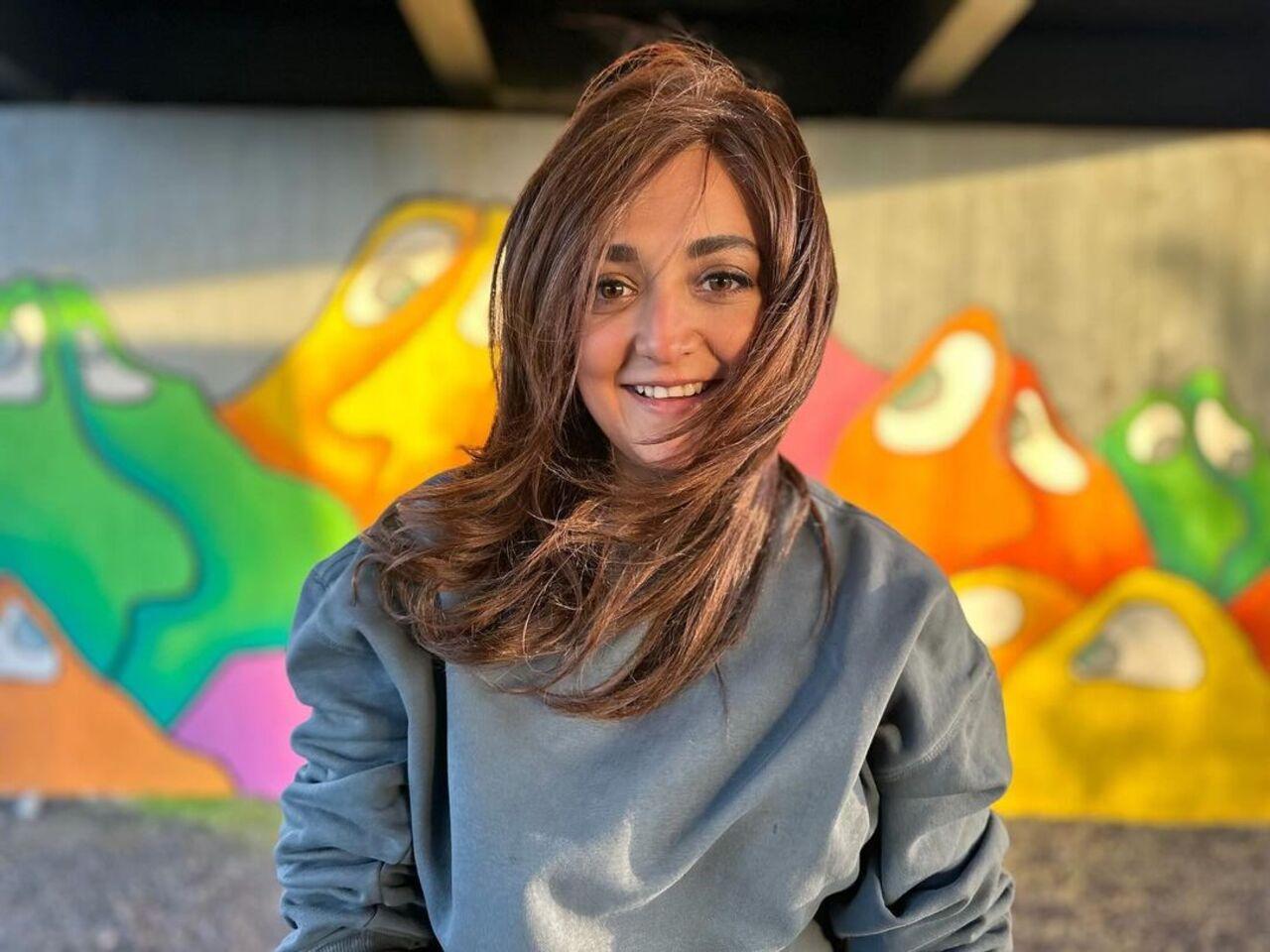 Monali Thakur, who sang songs such as “Sawaar Loon” in Lootera and “Moh Moh Ke Dhaage” in Dum Laga Ke Haisha was a contestant on Indian Idol season 2. 