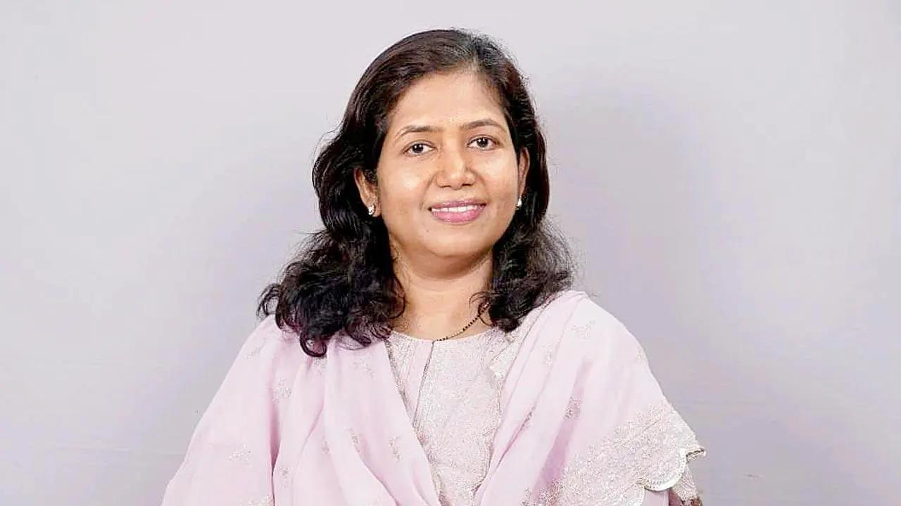 Dharavi (178)
Dr. Gaikwad Jyoti Eknath of the Indian National Congress secured victory with 70,727 votes, defeating Shinde Sena's Rajesh Shivdas Khandare by 23,459 votes
