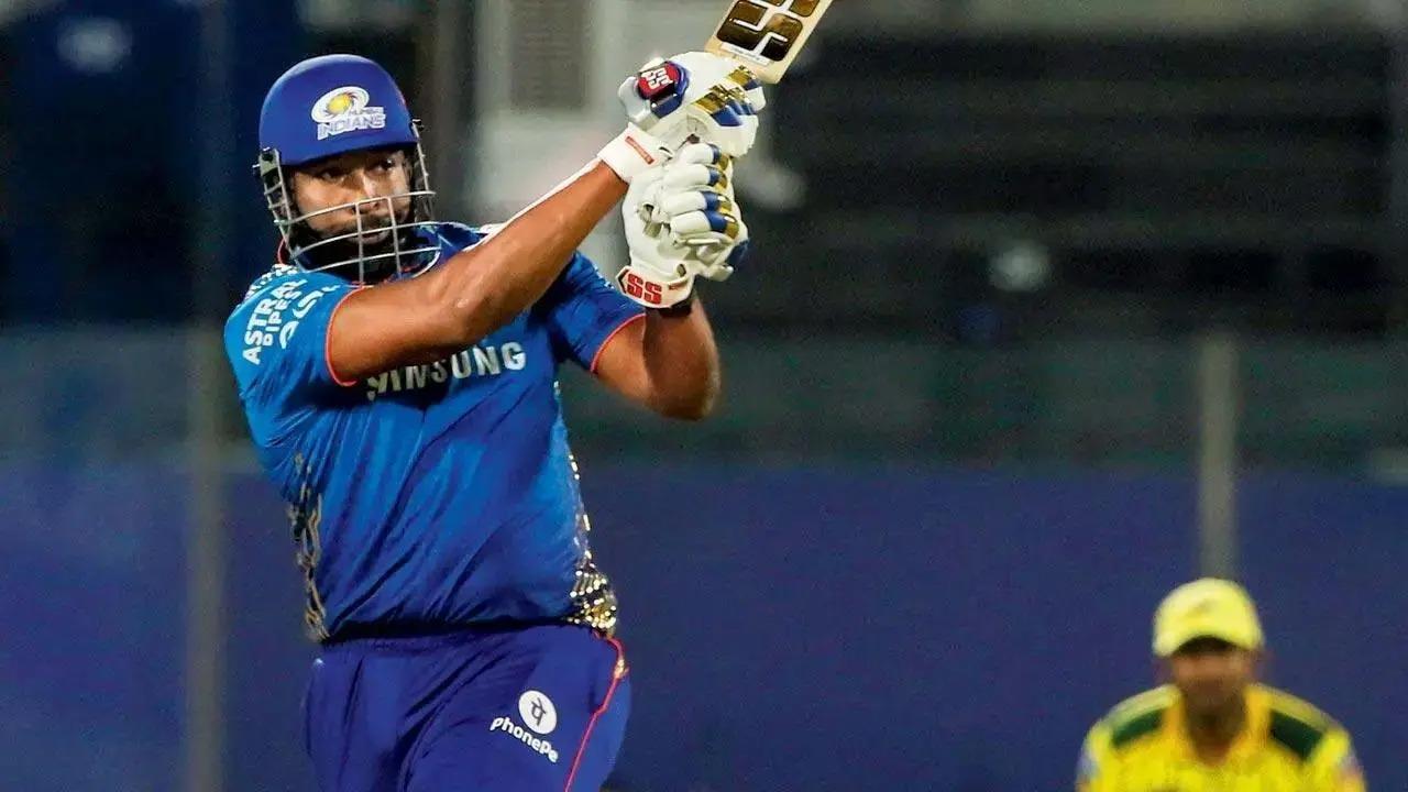 Kieron Pollard
Kieron Pollard is one of the best all-rounders Mumbai Indians have ever produced. Donning the franchise jersey from 2010 to 2022, Pollard played 211 matches. He has 3,915 runs with 18 half-centuries. With the ball, he claimed 79 wickets