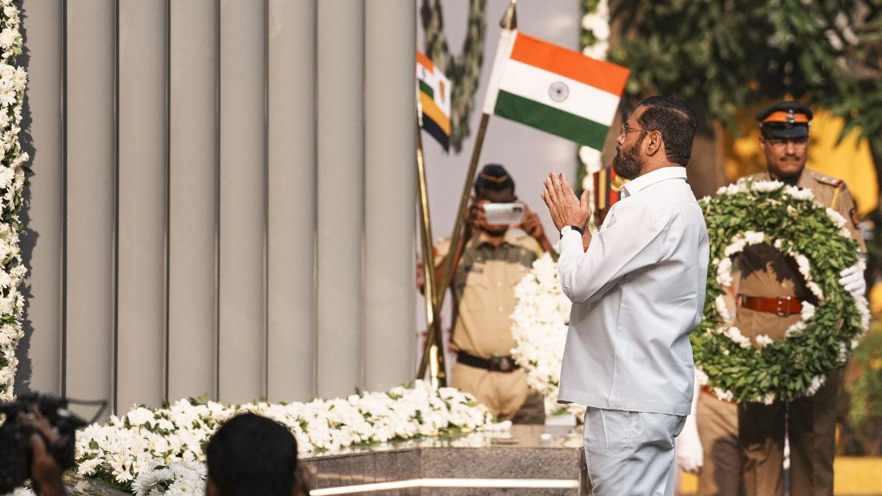 Maharashtra Chief Minister Eknath Shinde pays tribute to martyrs of the 2008 Mumbai terror attacks at CP office in Mumbai on Tuesday. (Pic/ PTI)
