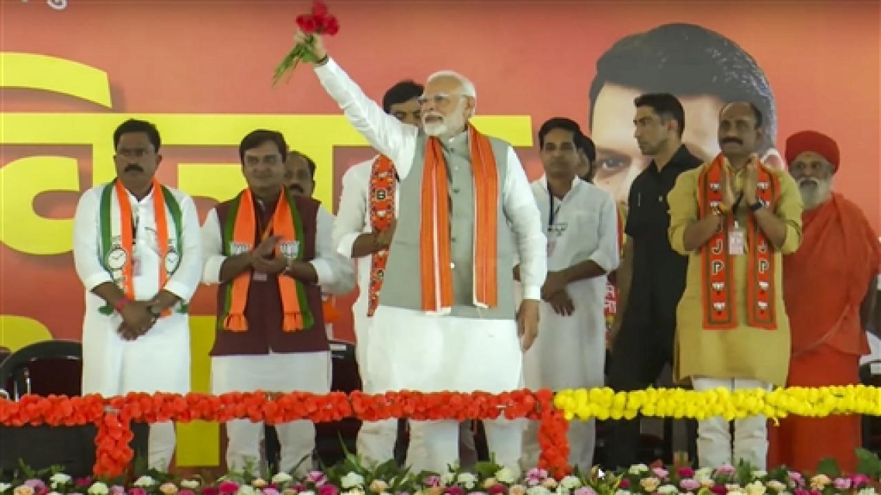 Maharashtra Elections: 'Tug-of-war' within Maha Vikas Aghadi, says PM Modi