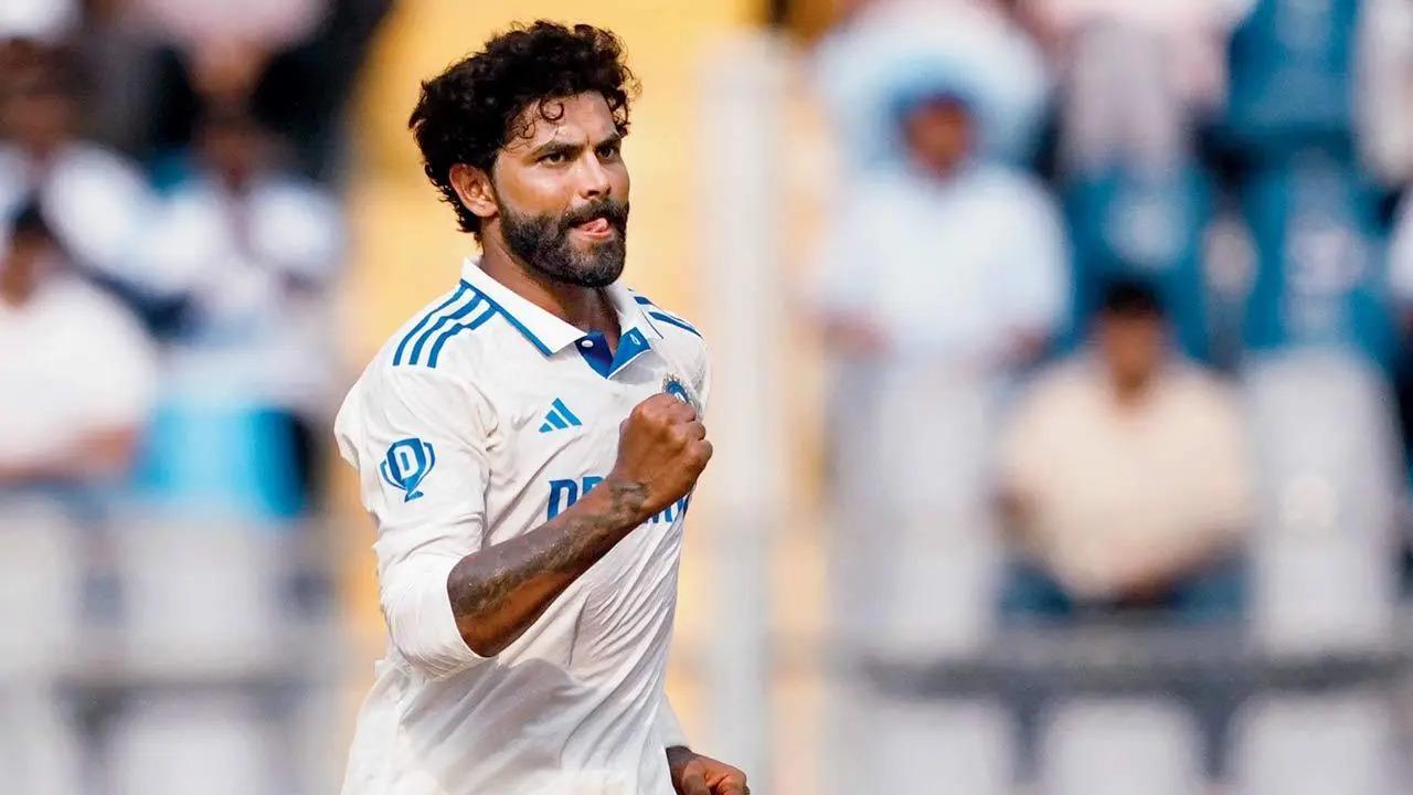 Spin trouble on the table
Veteran spinner Ravichandran Ashwin and Ravindra Jadeja's recent performances in the New Zealand series were not up to the mark of their standards. Where NZ's spinners Mitchell Santner and Ajaz Patel showcased their prowess, the hosts' tweakers found it difficult to bring their A-game. With Washington Sundar also in the squad, there are fewer chances of two spinners making the cut in the playing XI keeping in mind the bouncy tracks in Australia