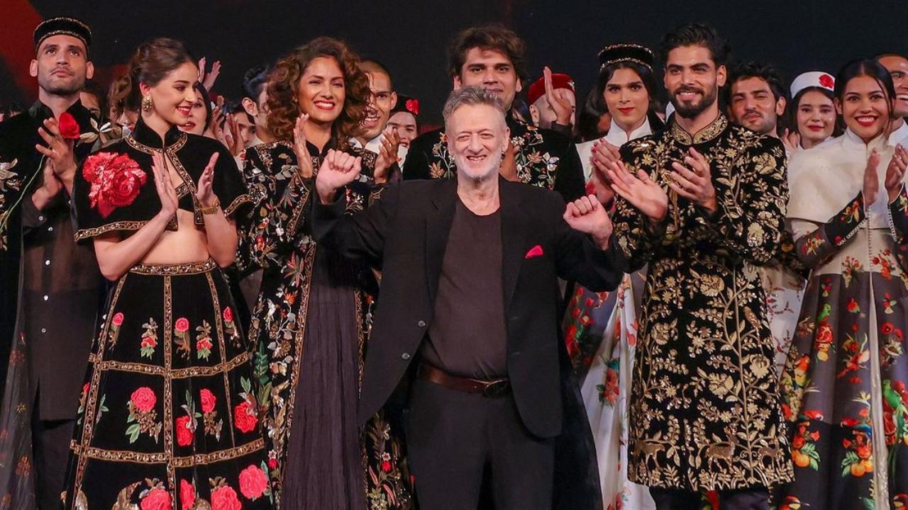 Rohit Bal presented his collection in the grand finale of Lakme Fashion Week X FDCI in October 2024
