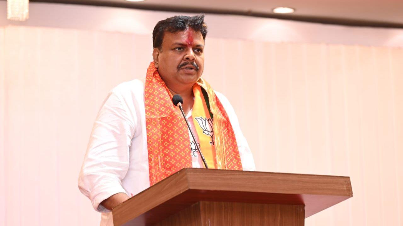 Borivali (AC 152) 
Sanjay Upadhyay of the Bharatiya Janata Party won with 139,947 votes 