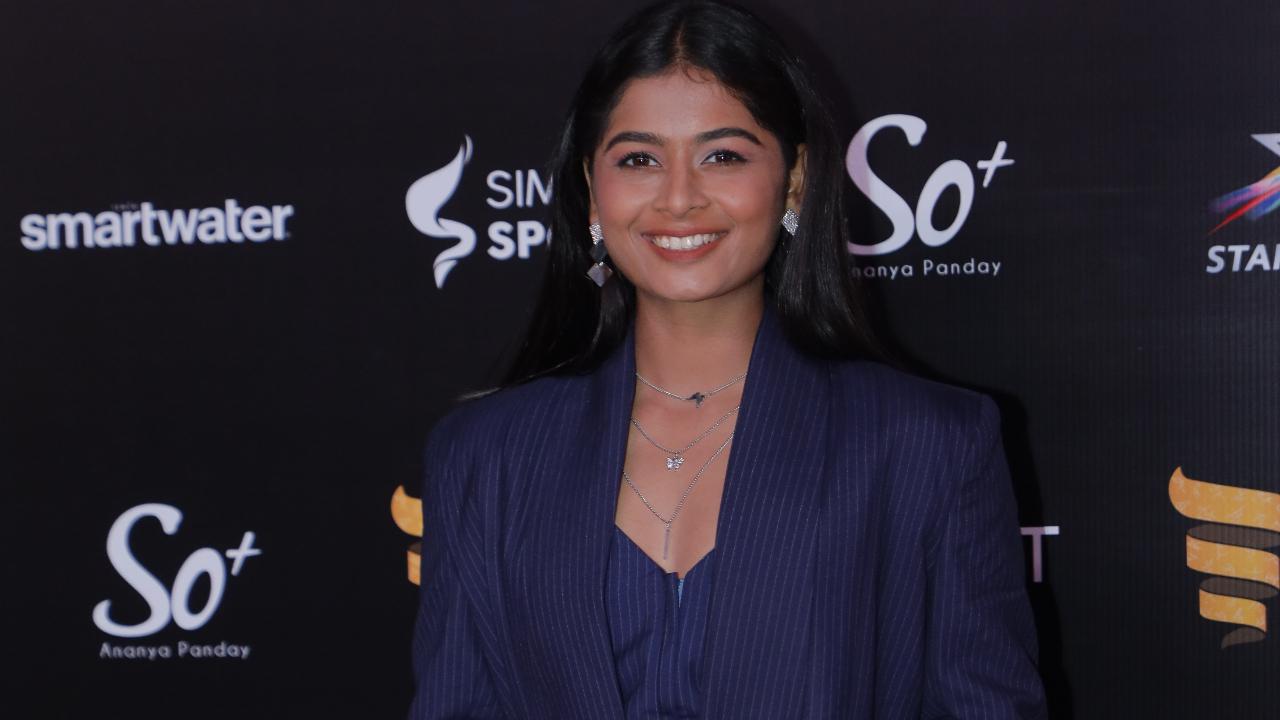 The star-studded evening kicked off with a glamorous red carpet, where the worlds of sports and entertainment converged to celebrate India’s sporting icons (In frame: Cricketer Shreyanka Patil)