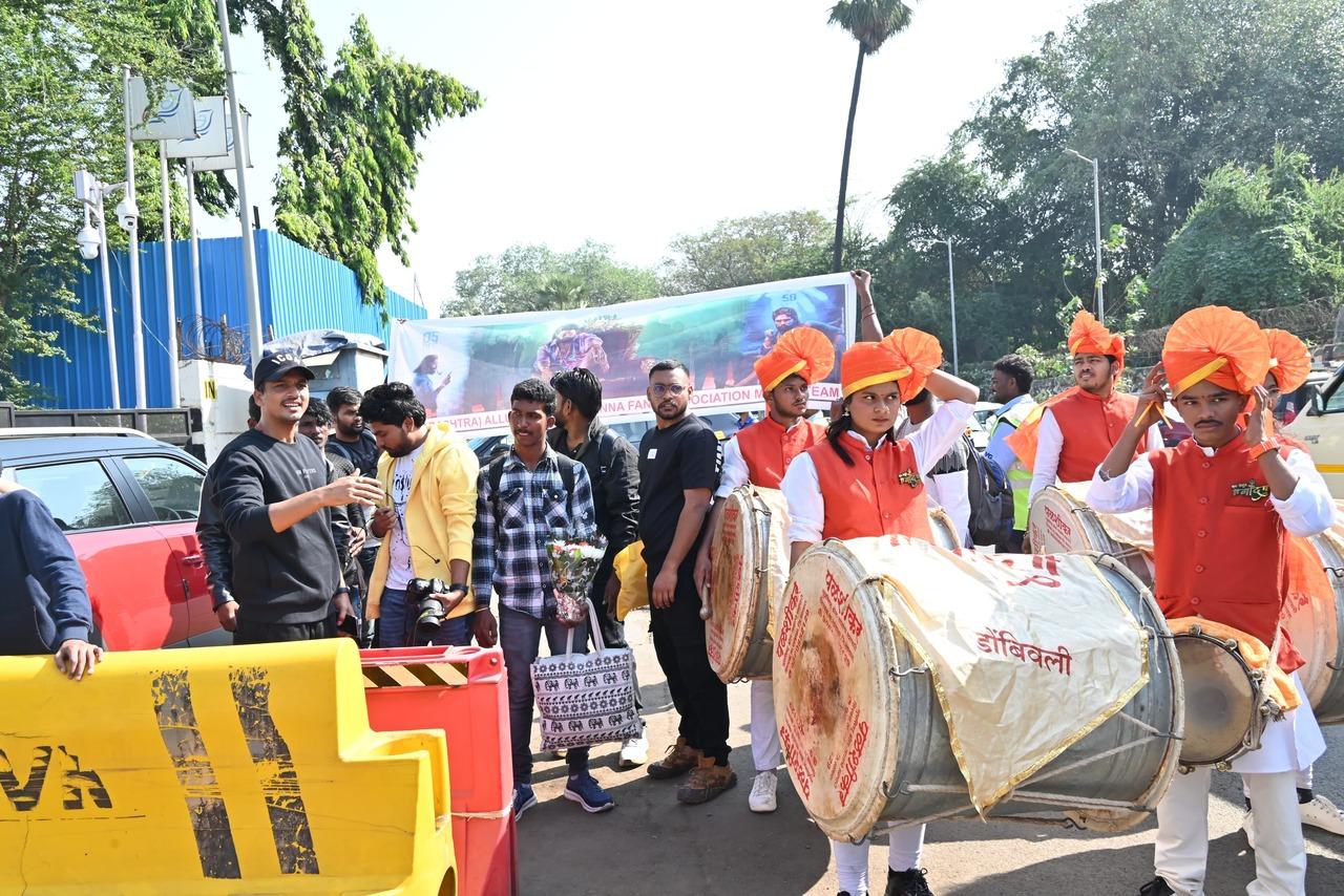 They arrived with dhols and banners to give a Mumbai-style welcome to the Pushpa star