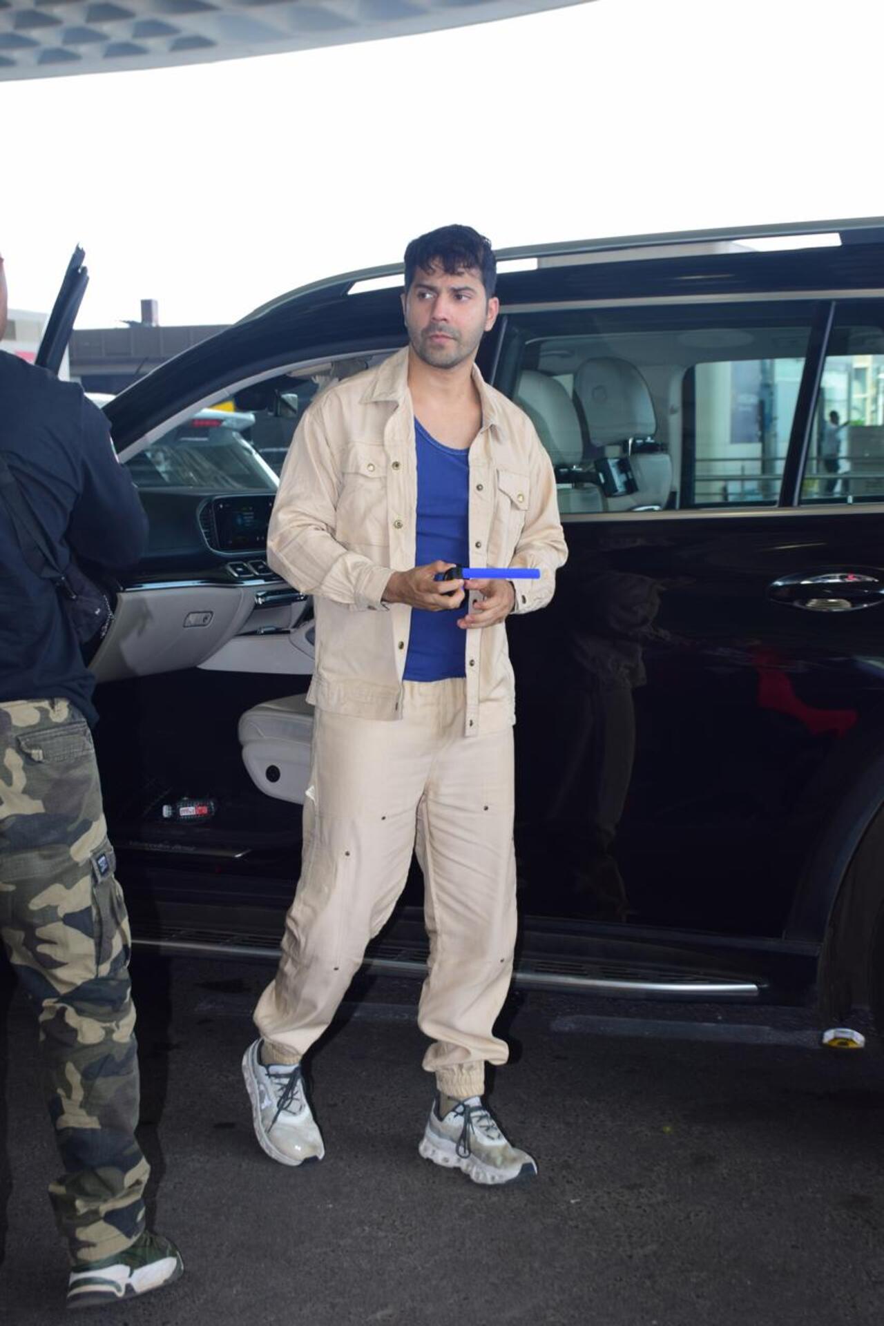 Varun Dhawan was spotted at the airport in a casual look