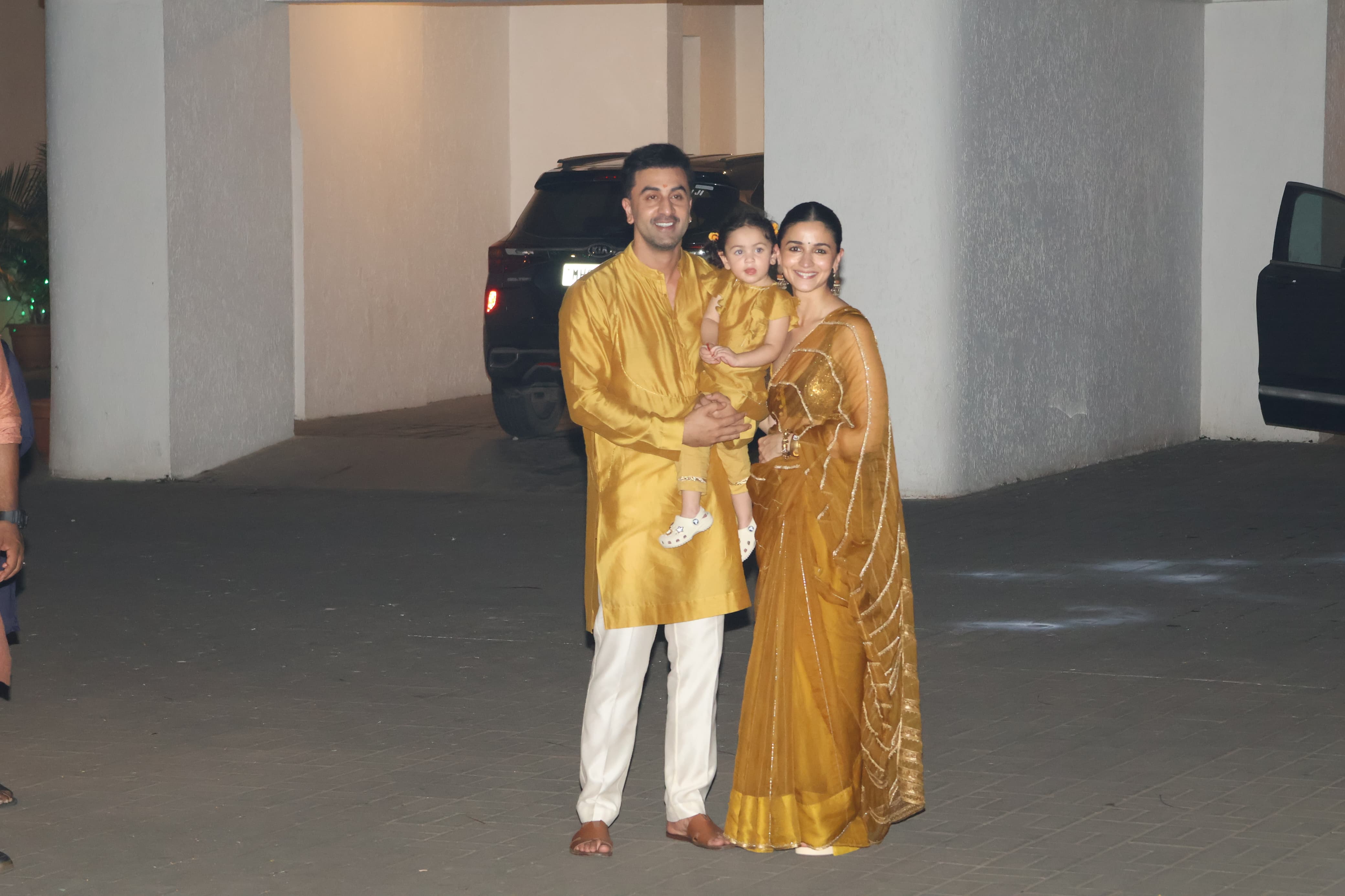 Alia Bhatt, Ranbir Kapoor & Raha made us go aww as the trio wore stunning matching yellow outfits