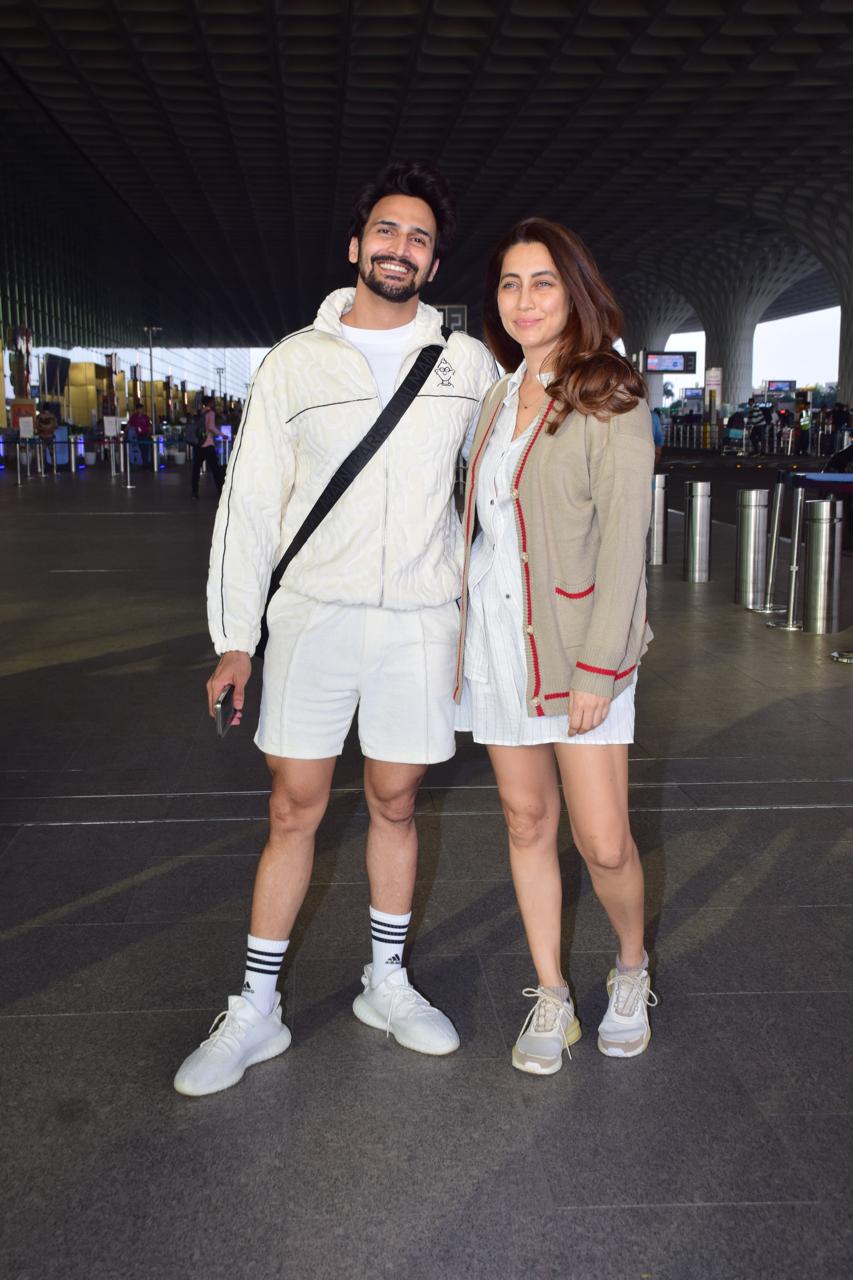 Anusha Dandekar was snapped at Mumbai airport