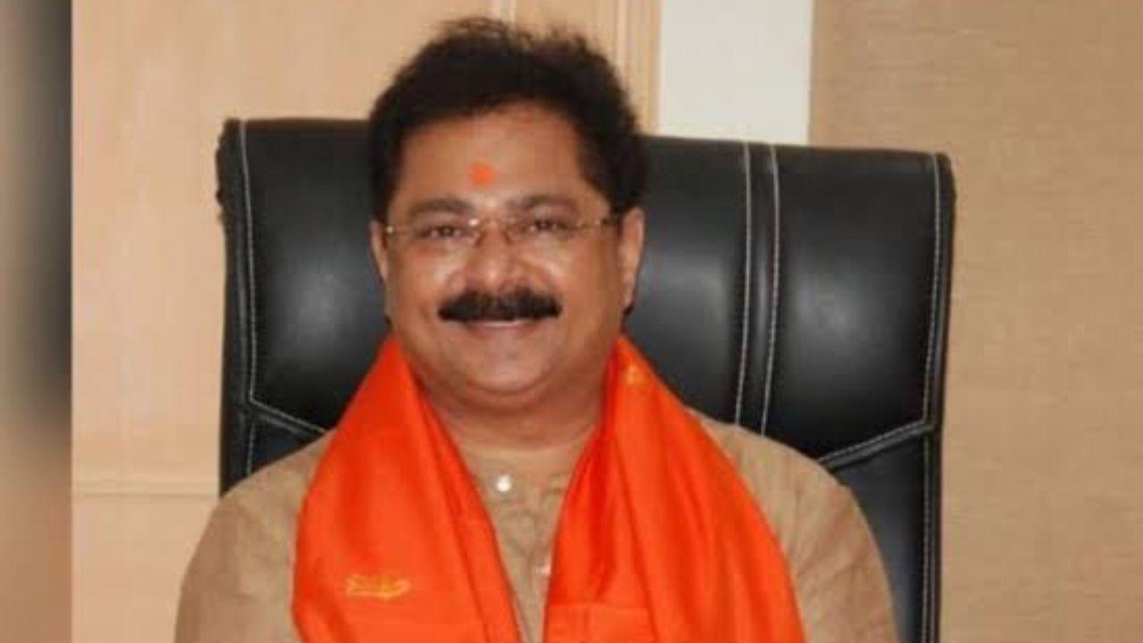 Dindoshi (159)
Sunil Waman Prabhu from Shiv Sena (Uddhav Balasaheb Thackeray) clinched the victory with 76,437 votes