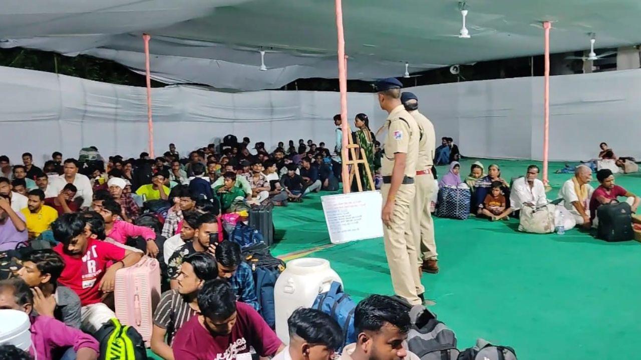 “At Bandra Terminus alone, 20 plastic drums were seized. We are strictly monitoring the situation. We asked passengers to empty the drums and abandon them outside the station and fill all their belongings in bags. No passenger with a plastic drum was allowed on platforms,” a senior WR official said