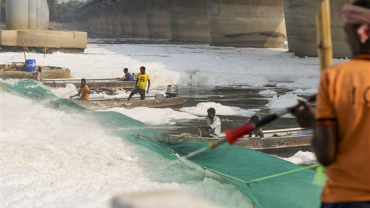 Delhi Jal Board workers began spraying chemicals in the Yamuna River on Sunday to combat toxic foam, a recurring issue that worsens during the winter months.
