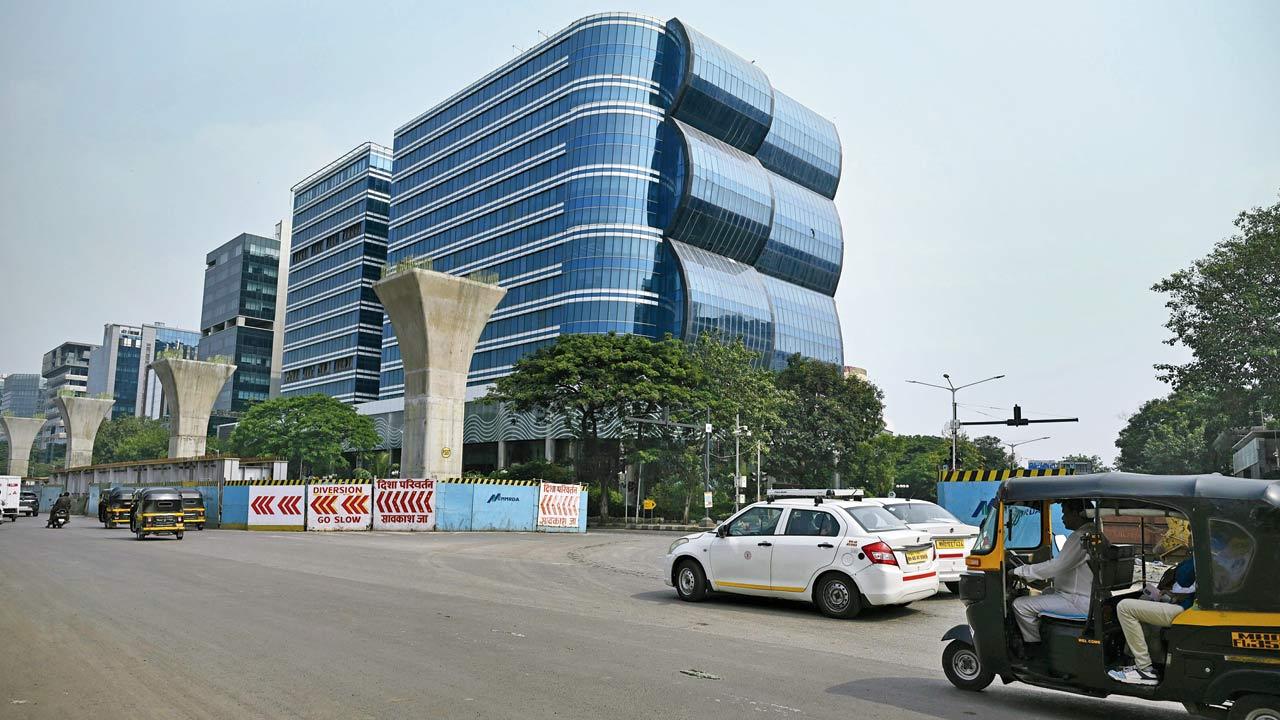 Bandra Kurla Complex, which is plagued by traffic congestion and poor air quality. Pic/Ashish Raje