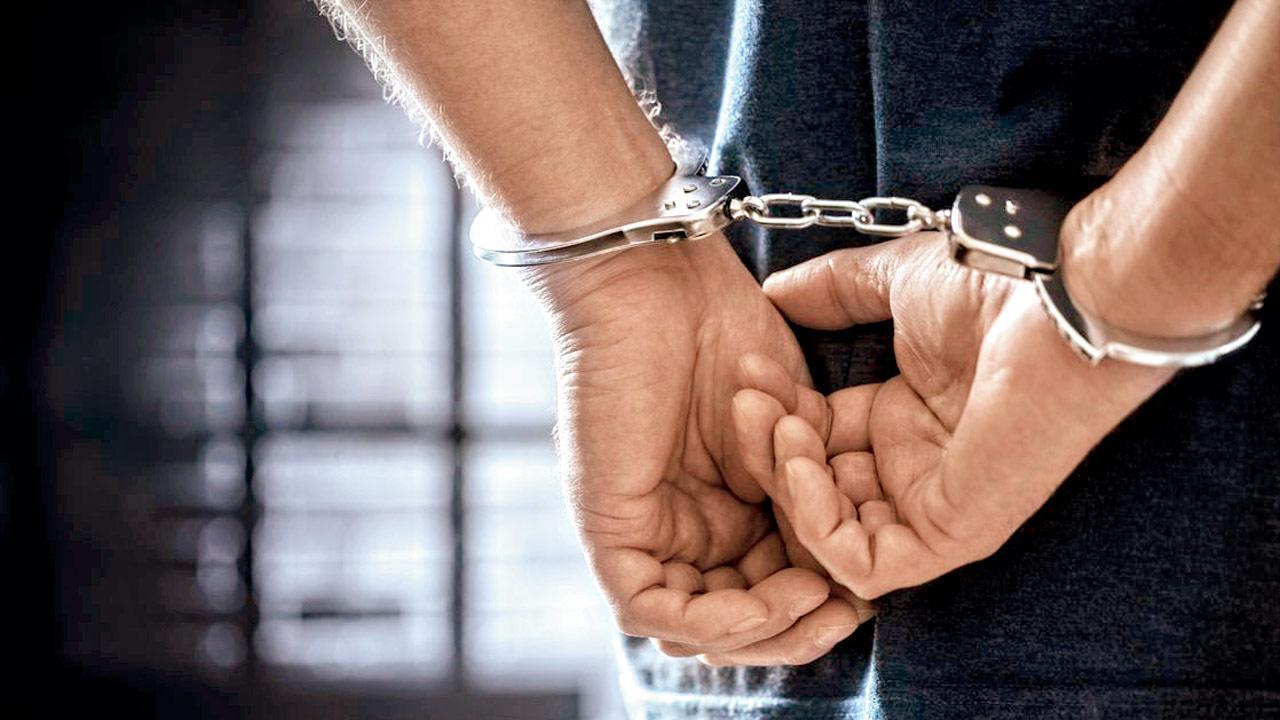 Mumbai: 2 held for kidnapping, demanding Rs 30 lakh ransom