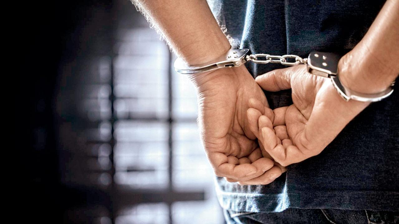 Mumbai: Rs 5 crore worth opium seized near Kasara